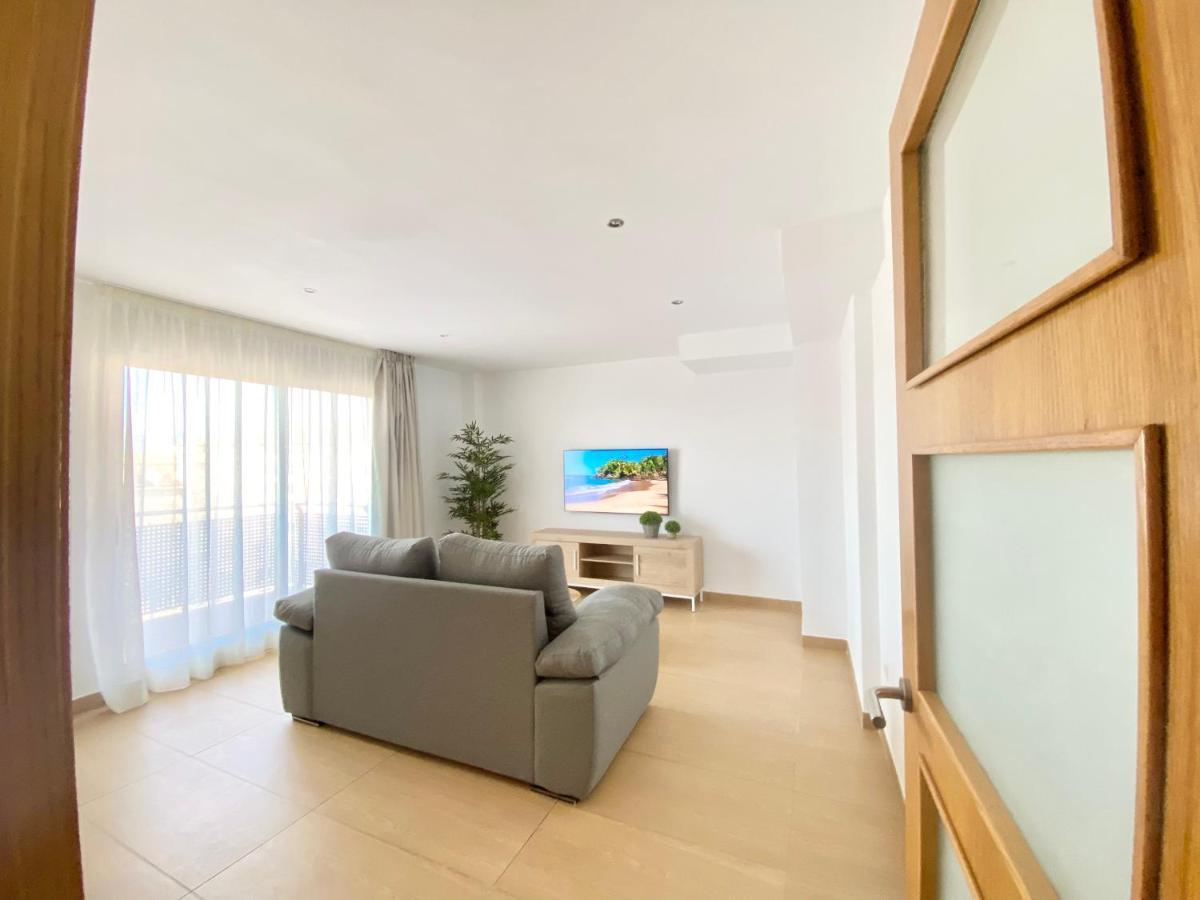 Sofia Suites Cambrils Bagian luar foto
