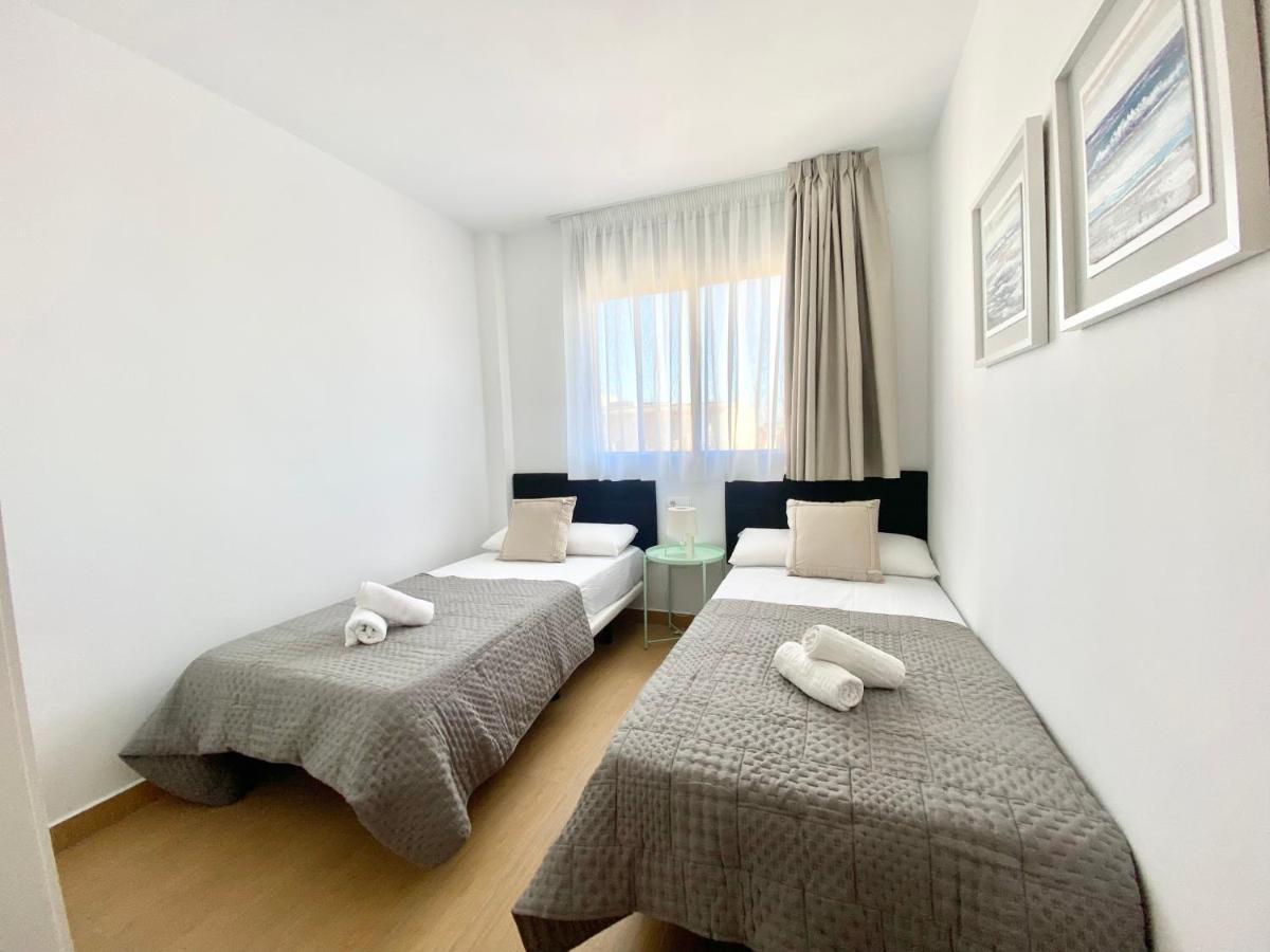 Sofia Suites Cambrils Bagian luar foto
