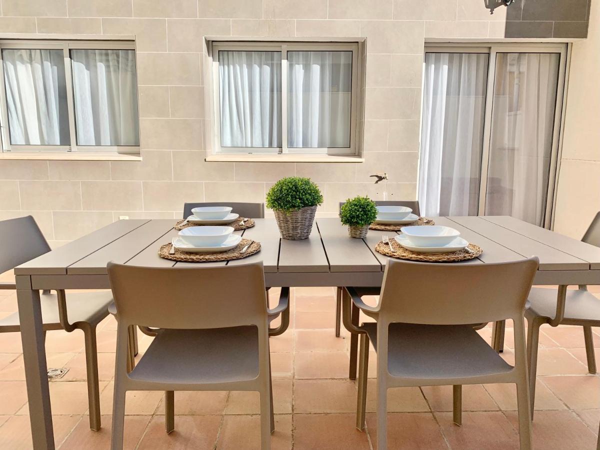 Sofia Suites Cambrils Bagian luar foto