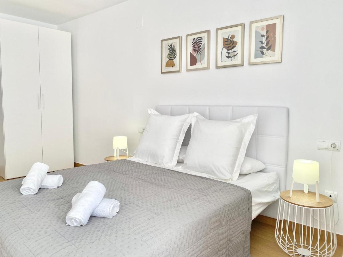 Sofia Suites Cambrils Bagian luar foto